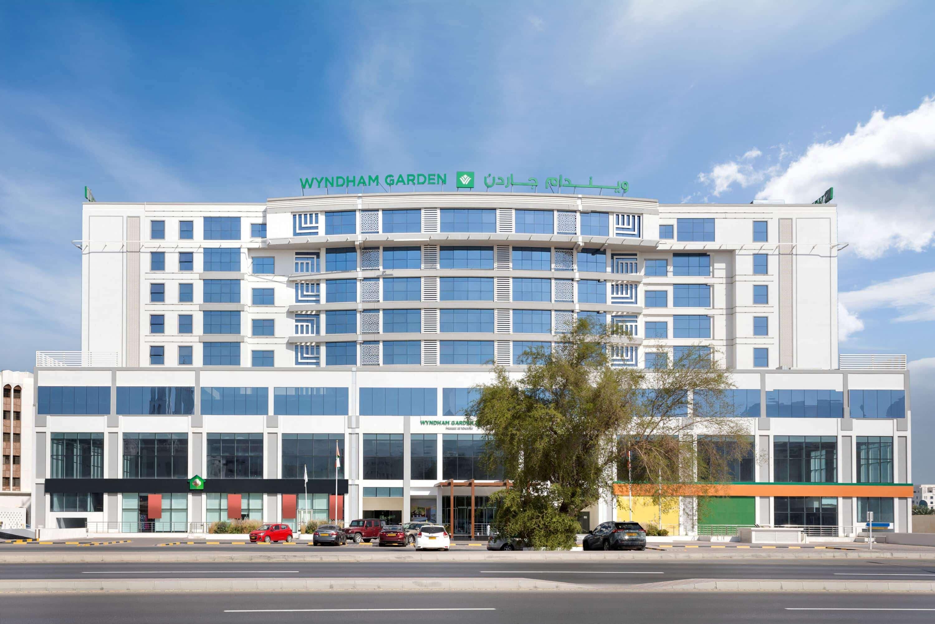 Hotel Wyndham Garden Muscat Al Khuwair Exterior foto