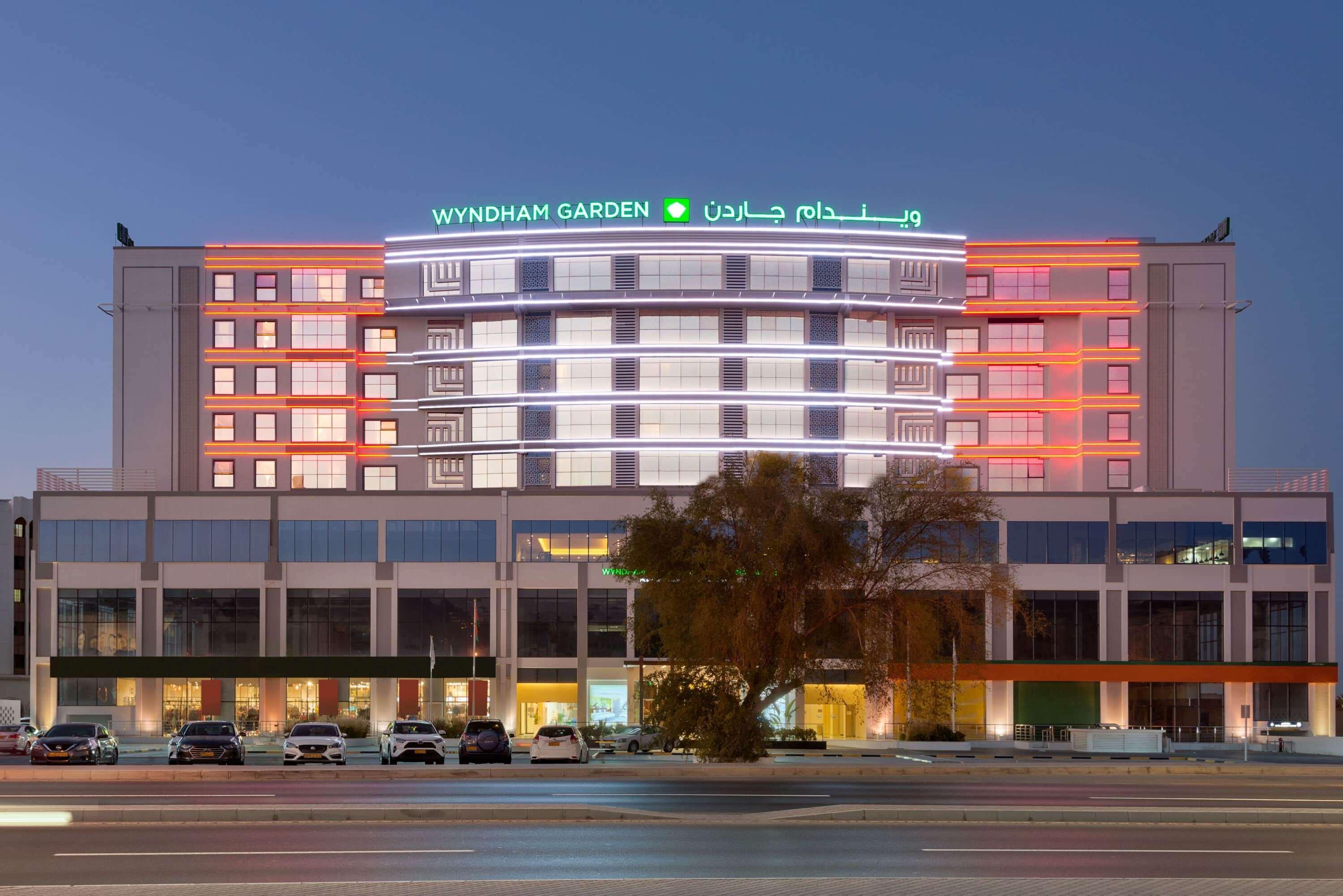 Hotel Wyndham Garden Muscat Al Khuwair Exterior foto